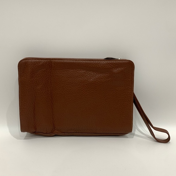 Burberrys Brown Leather Boston Sku#85586 (Gently used, rubbing, lost shape) - Picture 2 of 15